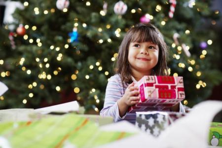 Quoi offrir à un enfant pour le Nouvel An 2021 : les meilleures idées cadeaux