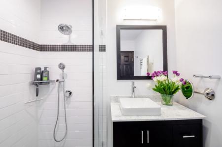 Comment décorer une salle de bain design 2 m² (80 images)