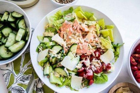 20 délicieuses salades aux concombres frais pour toute la famille