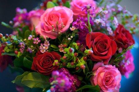 Beaux bouquets de fleurs: images et photos