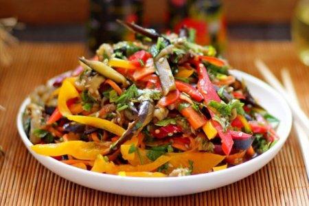 20 salades coréennes pour les amateurs d'épices