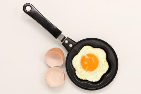 Cuisiner les œufs brouillés parfaits : 17 conseils de chefs