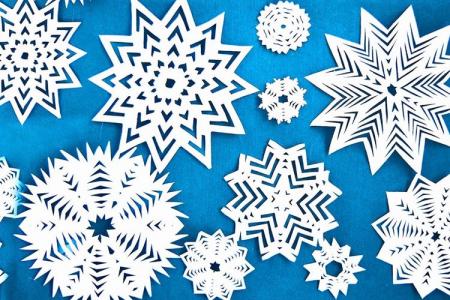 Comment faire un flocon de neige en papier : 12 idées faciles et belles